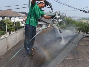 月森邸　下塗り（屋根） 025